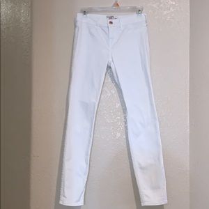 white skinny jeans